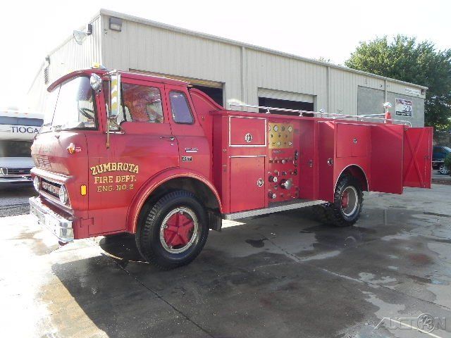 70 GMC FIRE TRUCK 427 ORIGINAL CONDITION*RUNS & DRIVES GREAT 70 