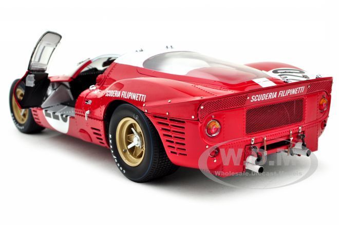   car model of Ferrari Scuderia Filipinetti 412 P #220 412P by GMP