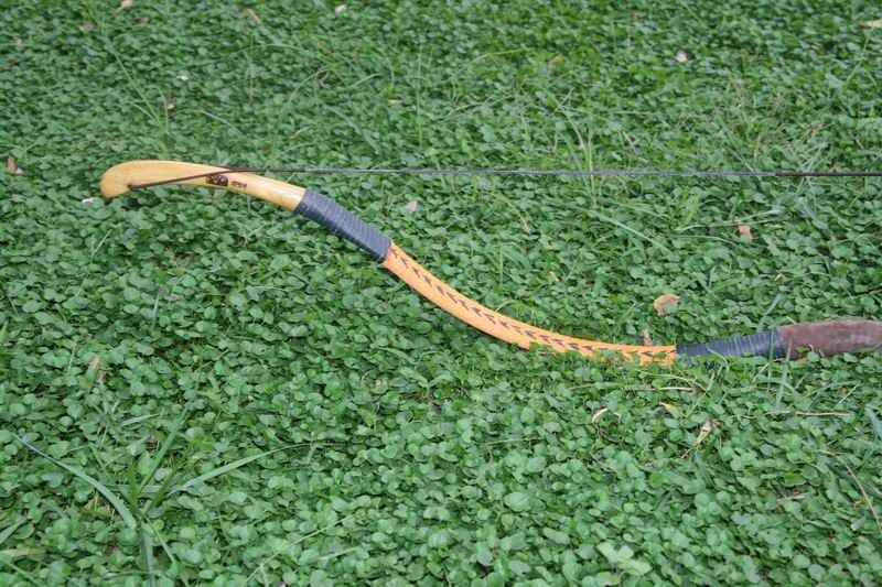 Archery Traditional handcrafted Hunting Longbow 45#@29?? +String 