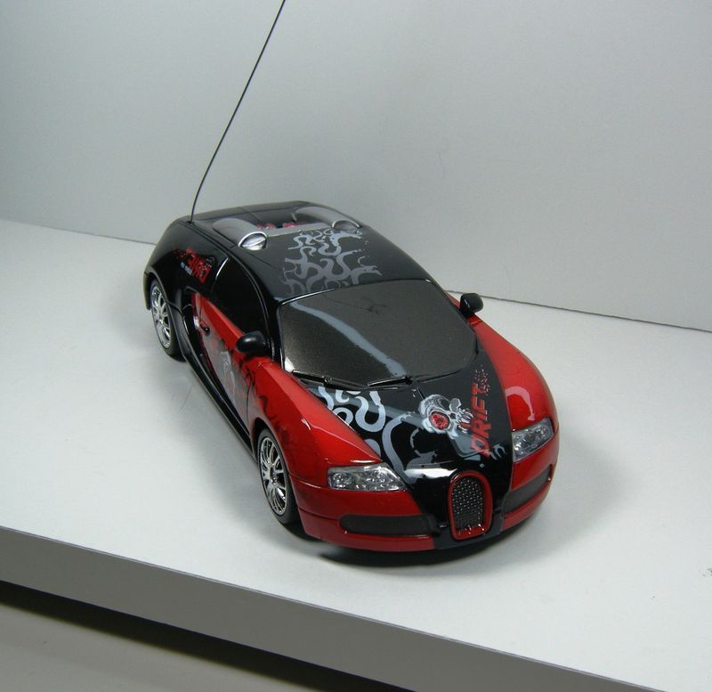 drift 1/24 BUGATTI VEYRON Drift Car  HOT CAR for drifting speed 