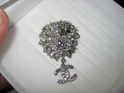 CHANEL LION BROOCH SILVER PIN 2011 RUNWAY RHINESTONE  