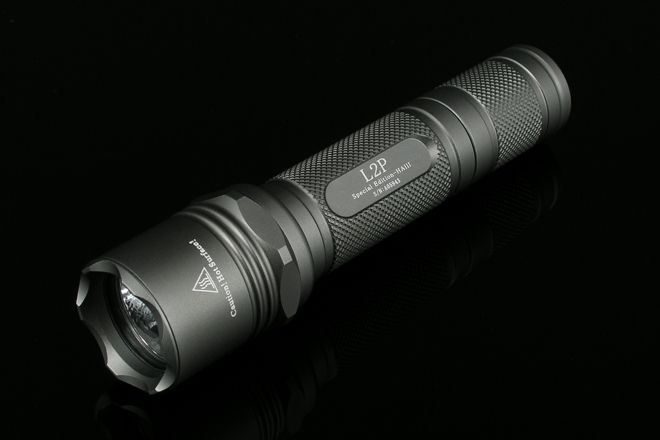 Solarforce L2P GREY HAIII Forward Clicky flashlight Body Version 2011 