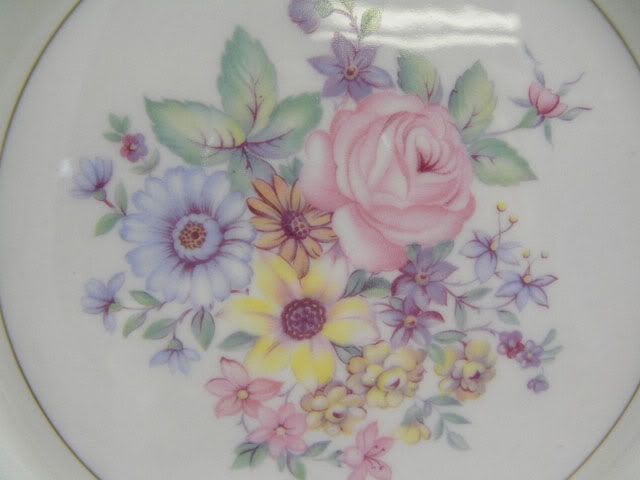 Haviland Springtime Luncheon Plates   Pastel Flowers  