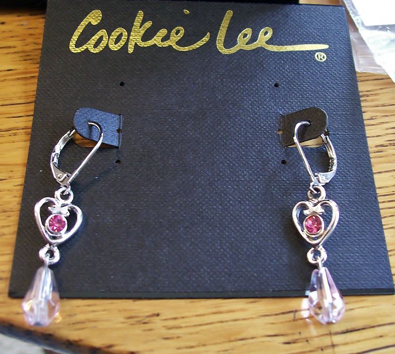 Cookie Lee Silver Plated Heart w/Crystals Earring RV$12  