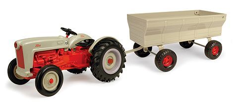 Ford Golden Jubilee Tractor Flarebox Wagon Farm Toy NEW  