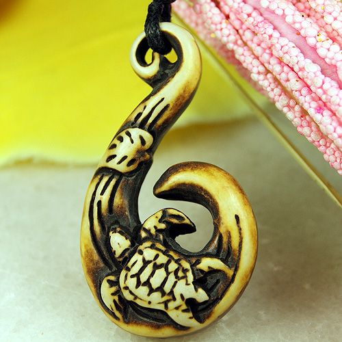   Ethnic Tribe Turtles eat leaves pendant necklace   