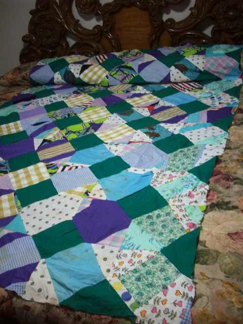 VINTAGE PATTERN OCTAGON QUILT TOP w/WEAR #C1227  