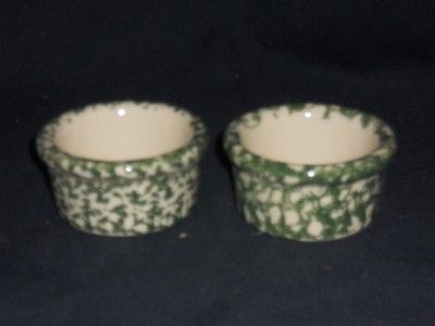 Henn Pottery 2 GREEN RAMEKINS SPONGEWARE NICE DEAL  