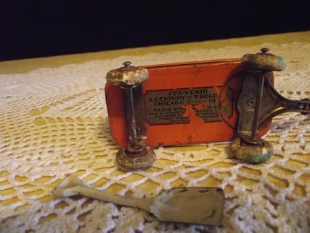 ANTIQUE RADIO FLYER WAGON SHOVEL 1933 CHICAGO SOUVENIR  