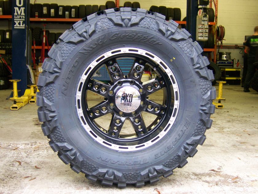 XD Diesel Black 18 Nitto Mud Grappler 33x12.50 18  