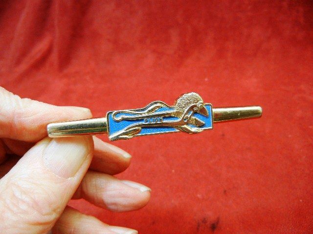 VINTAGE FIGURAL PLION TOOLS PLIERS TIE BAR ADVERTISING  