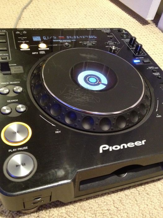 PIONEER CDJ 1000 CDJ1000 MK3 PROFESSIONAL DJ CD PLAYER TABLE TOP DECK 