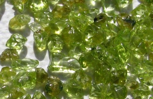 Sm SPARKLING PERIDOT quartz CRYSTAL rough GEMSTONES   150ct  