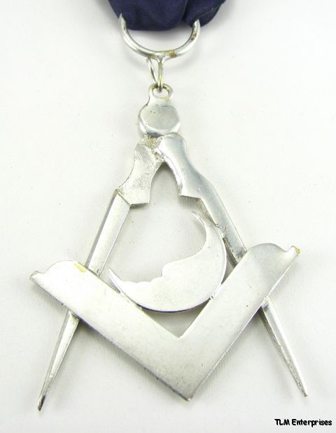 JUNIOR DEACON Masonic   Antique Silver MEDAL JEWEL  