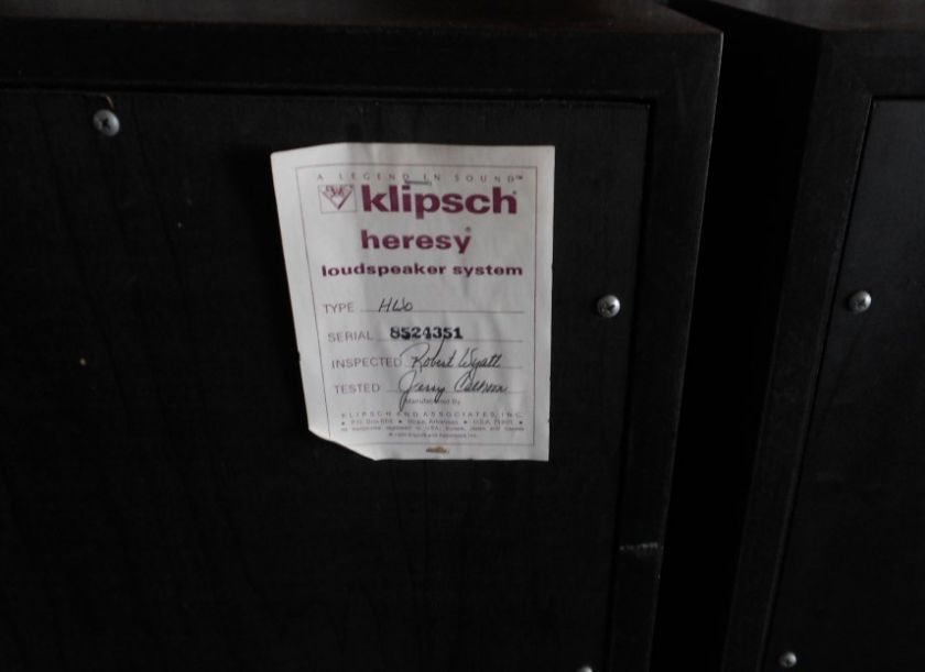 Klipsch Heresy Bookshelf Speakers   rare and beautiful  