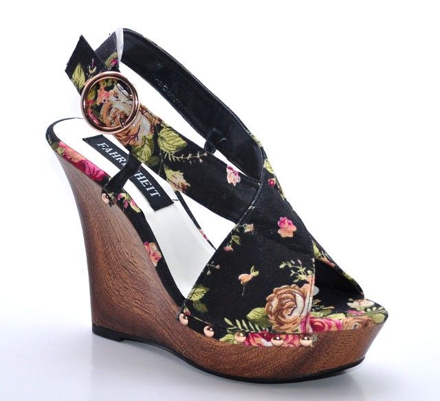 Fahrenheit Studded Flower Black Lady Wedge Rai 20  