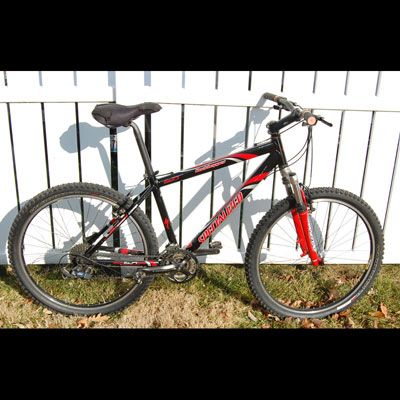 Specialized Rockhopper 17 Aluminum Mountain Bike 27 speed Front 