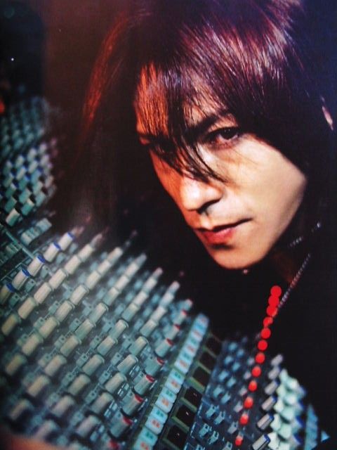 TATTOO BURST SUGIZO JAPAN Magazine January 2012 LUNA SEA X JAPAN 